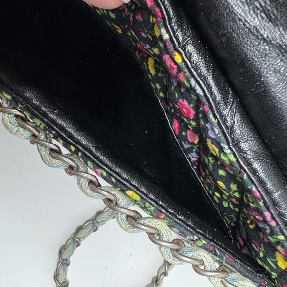 VS‎ Pink floral crossbody purse, denim woven chain strap, Victoria’s Secret, bag - Picture 11 of 12